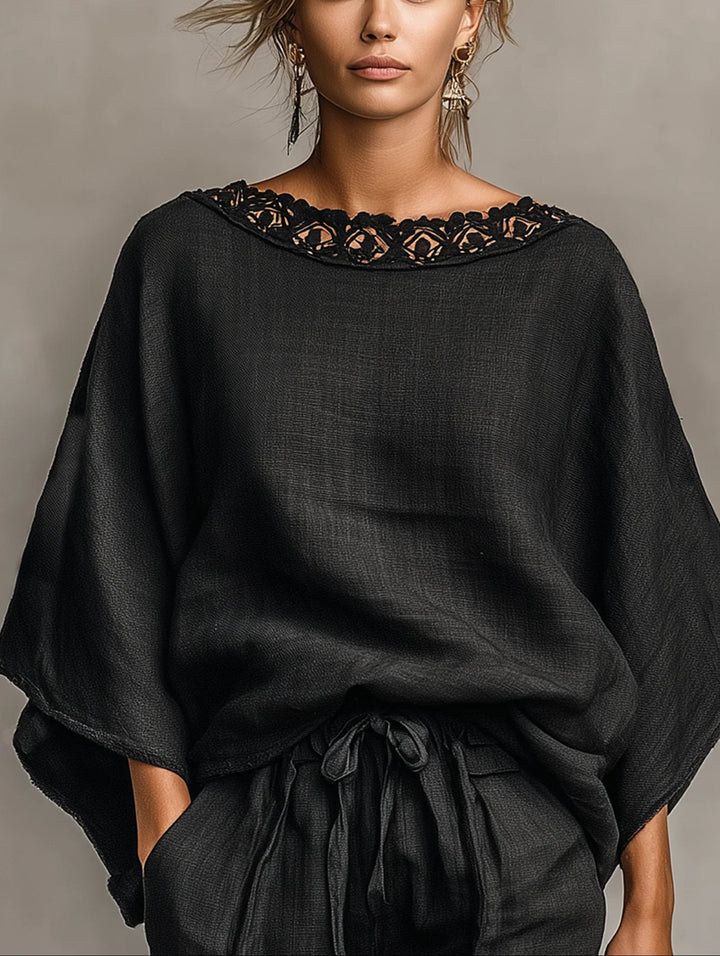 Blusa con Collo a Barca in Pizzo Lila e Set di Pantaloni Corti