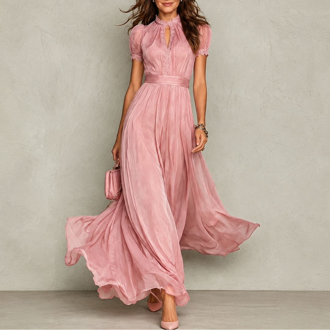 Zoey | Vestito Plissettato con Collo Volant