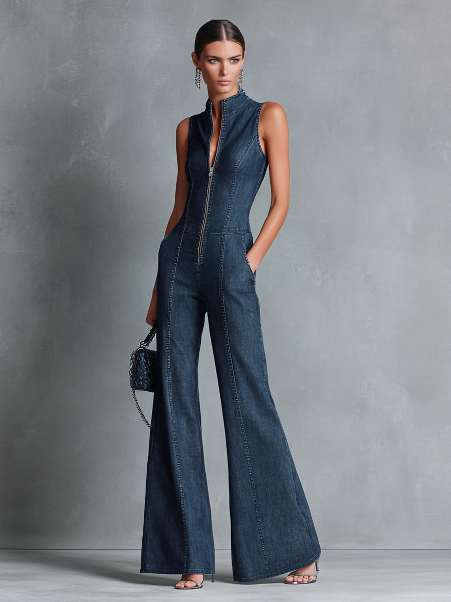 Valentino - Salopette senza maniche in denim blu scuro con colletto alto svasato in stile retrò