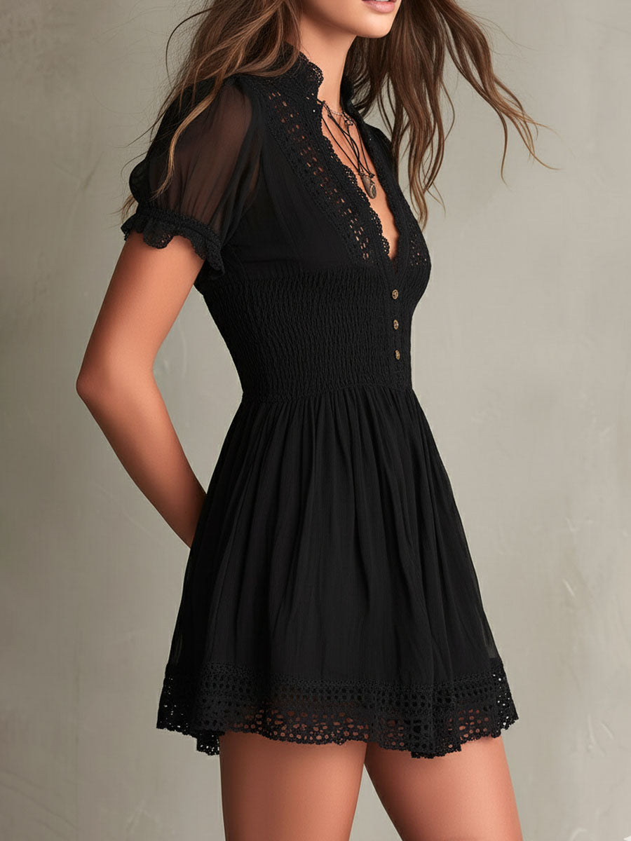 Abito Mini Nero Classico con Pizzo Arricciato