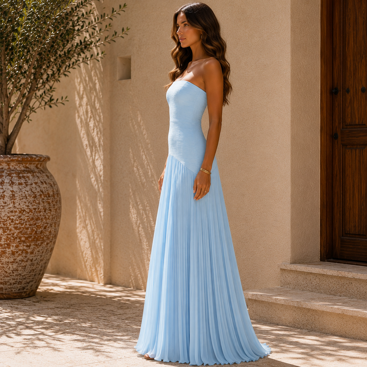Abito con design off-shoulder