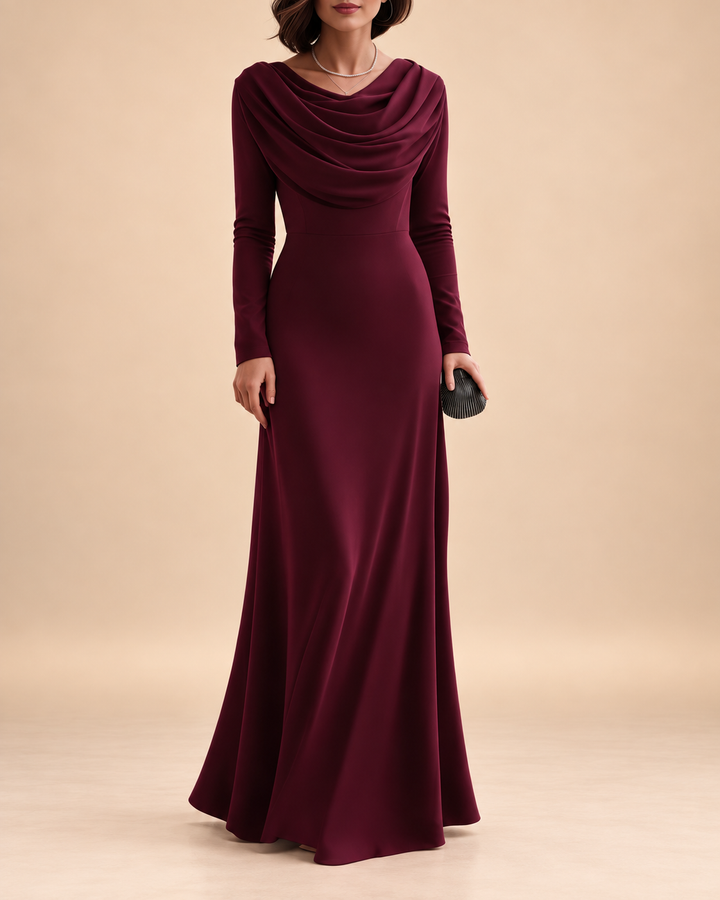 Il Vestito Maxi Drappeggiato Celeste – Eleganza Sofisticata con una Silhouette Femminile Graziosa