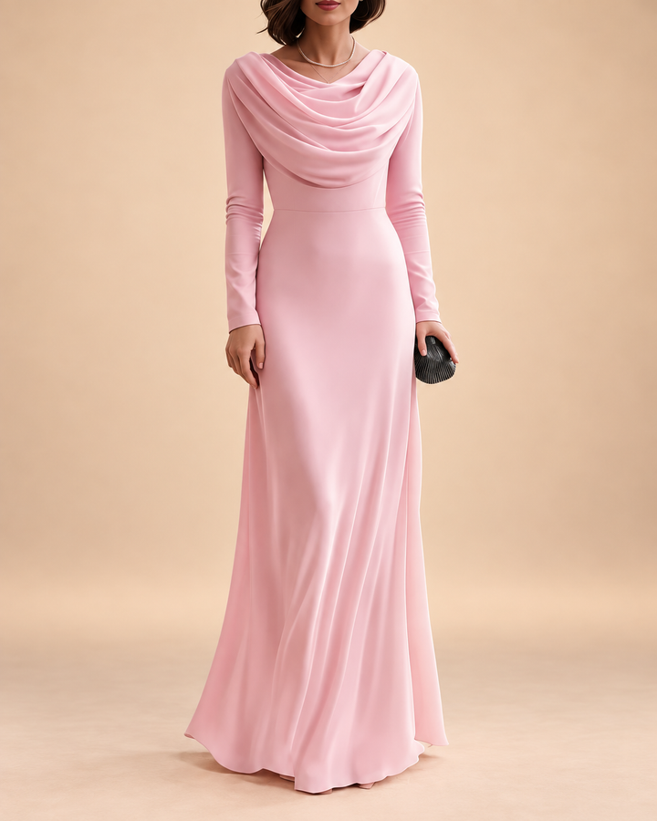 Il Vestito Maxi Drappeggiato Celeste – Eleganza Sofisticata con una Silhouette Femminile Graziosa