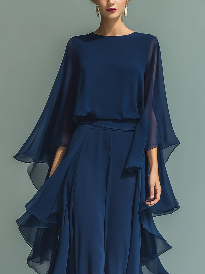 Set Top in Chiffon con Maniche a Campana e Pantaloni Ruffle