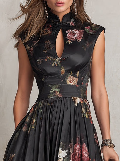 Abito midi in satin plissettato con colletto a chiave nera