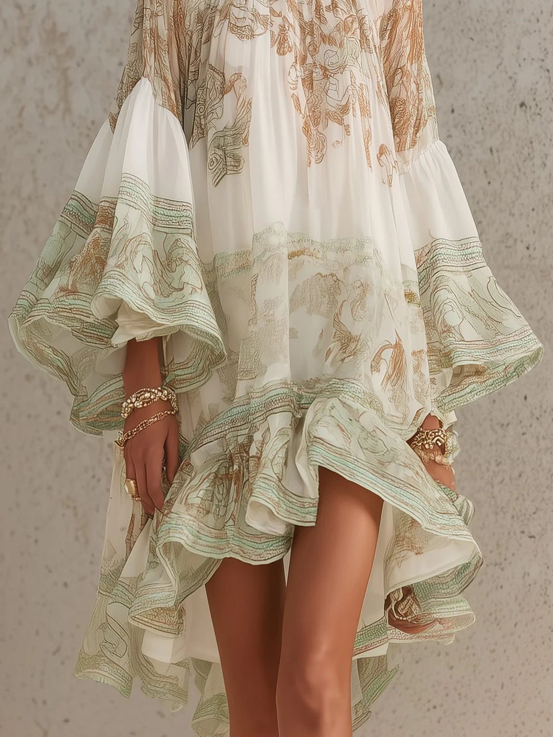 Abito Mini in Chiffon con Righe e Maniche a Volant