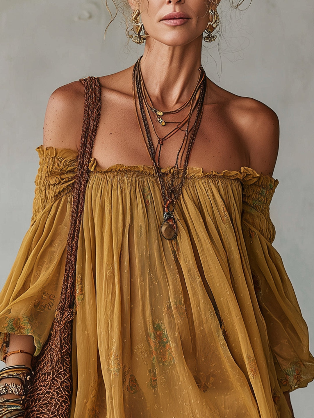 Abito Mini Giallo in Chiffon con Fiori Off Shoulder
