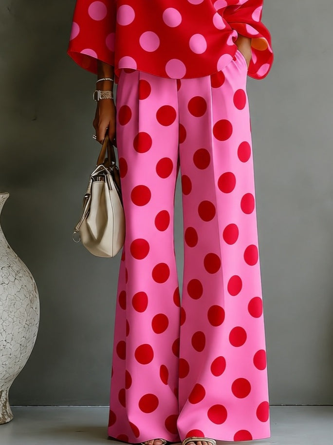 Top off-shoulder a pois rosa retro e pantaloni a gamba larga due pezzi