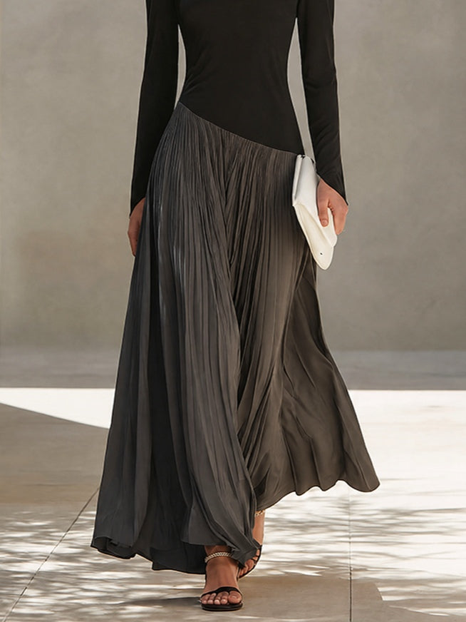 Abito Maxi Plissettato con Collo Drappeggiato in Nero e Grigio Bicolore