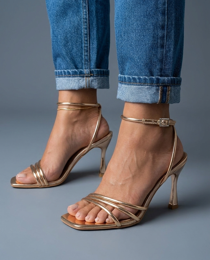 Aurora | Tacchi Strappy Metallici Oro